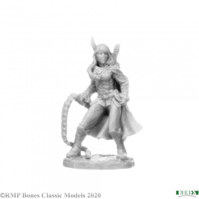 Reaper 77701: Amrielle, Female Ranger, Dark Heaven Plastic Miniature