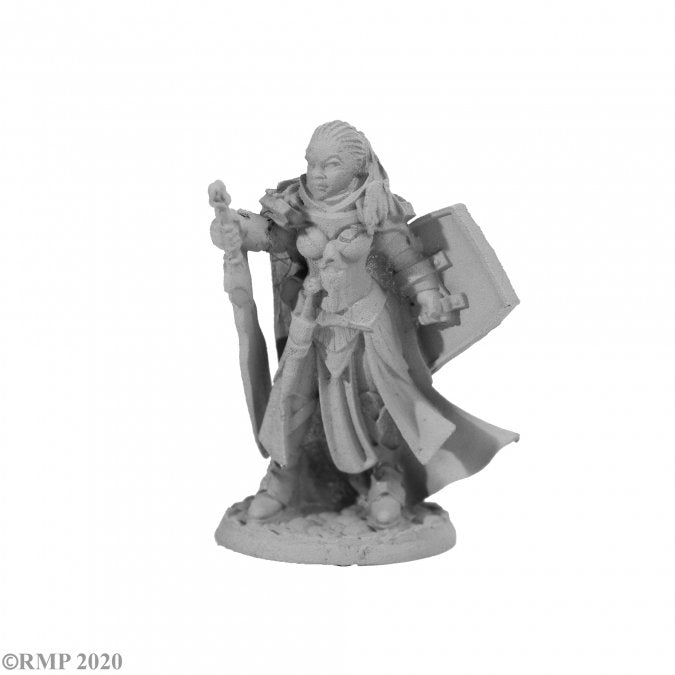 Reaper 04013: Jada Twinsuns, Female Paladin Dark Heaven Legends Metal Miniature